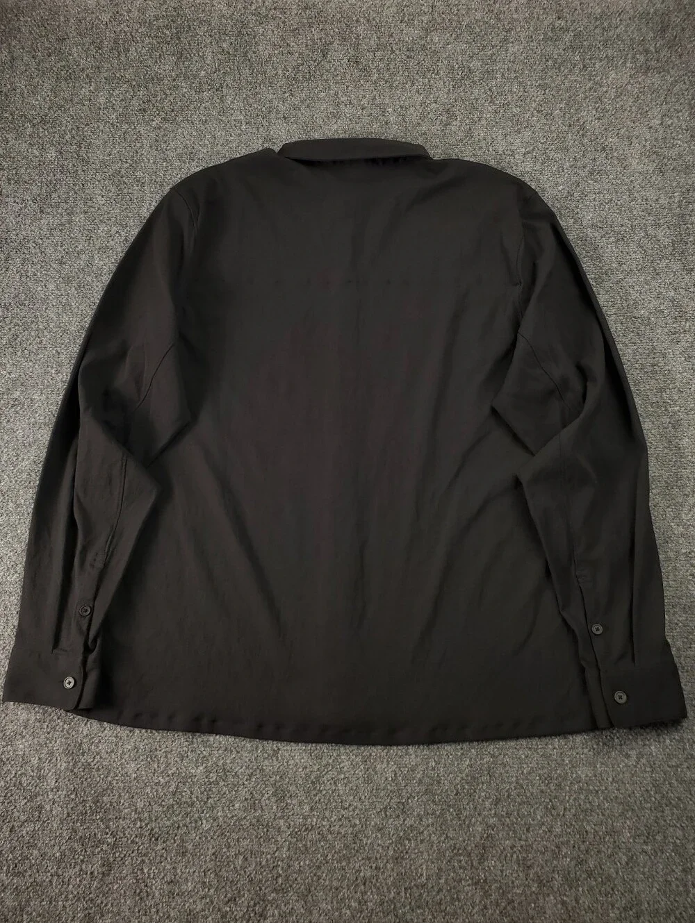 Lululemon Relaxed Fit Button Up Shirt Mens XL Sweat Wicking Performance Stretch